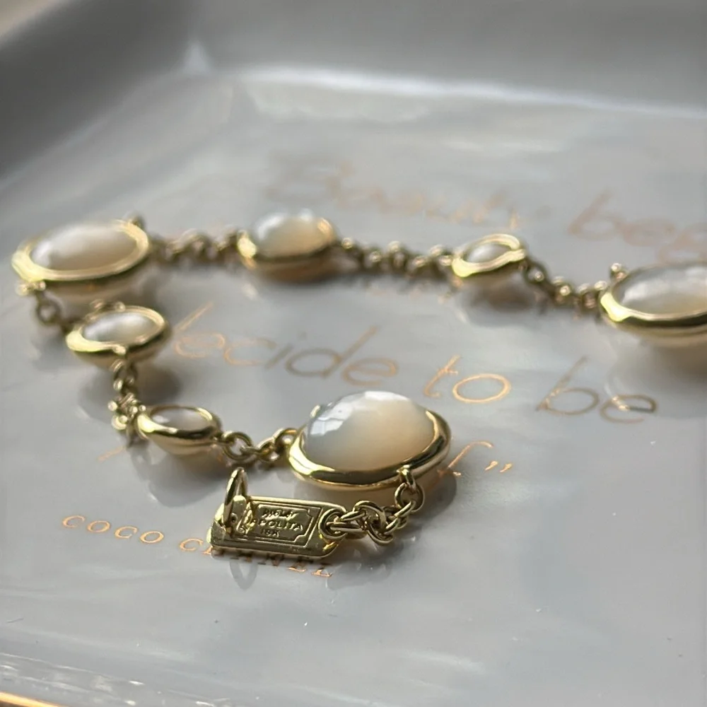 ❌SOLD❌Ippolita Mother of Pearl Station Bracelet - Picture 5 of 8